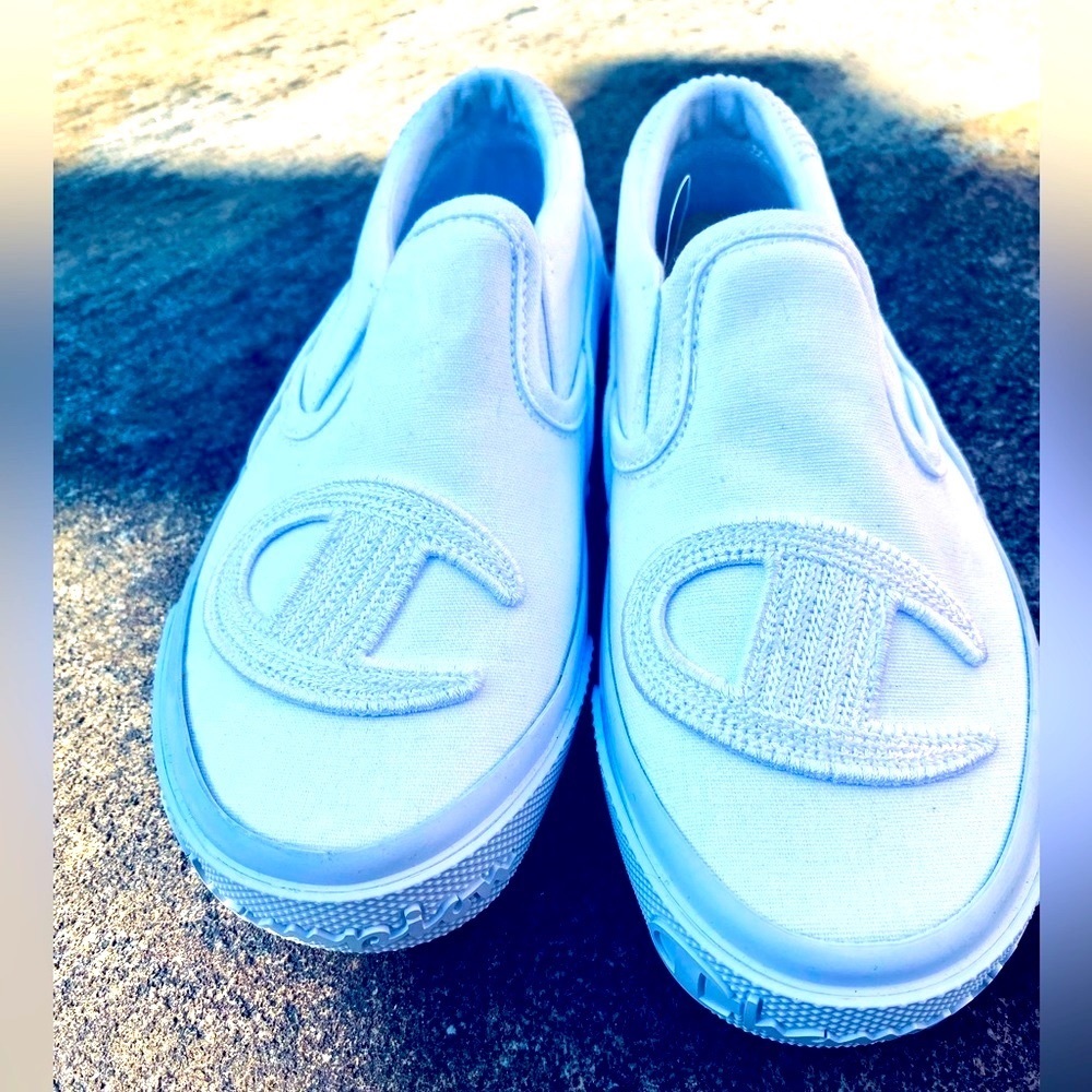 Champion Life Metro Slip-On Sneaker Big Kids Size 2 NWT